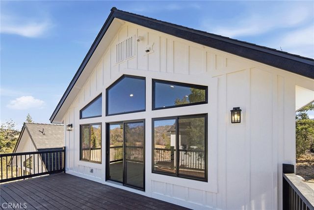 447 Tanglewood Drive, Big Bear City, CA 92314