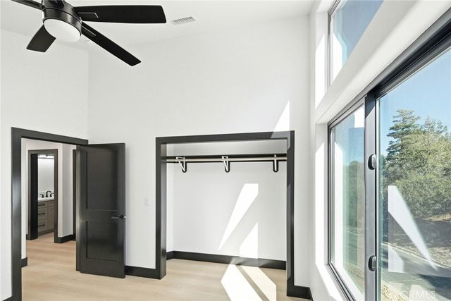 447 Tanglewood Drive, Big Bear City, CA 92314