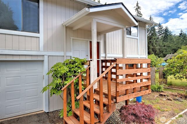 2064 Lake Boulevard, Shelton, WA 98584