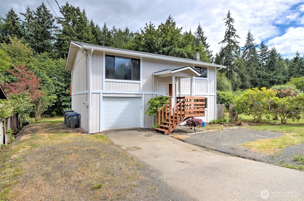 2064 Lake Boulevard, Shelton, WA 98584