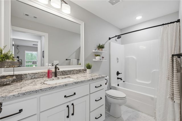 69 Ayr Drive, Bella Vista, AR 72715