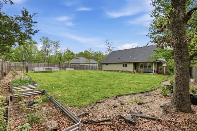 69 Ayr Drive, Bella Vista, AR 72715