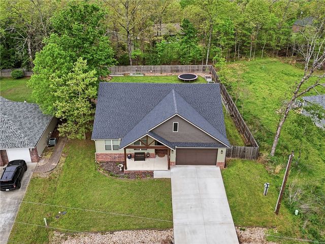 69 Ayr Drive, Bella Vista, AR 72715