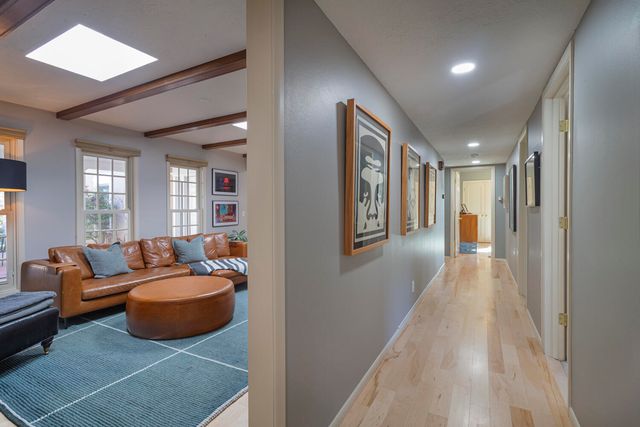 7504 Vista del Arroyo Avenue NE, Albuquerque, NM 87109