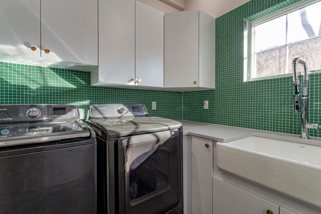 7504 Vista del Arroyo Avenue NE, Albuquerque, NM 87109