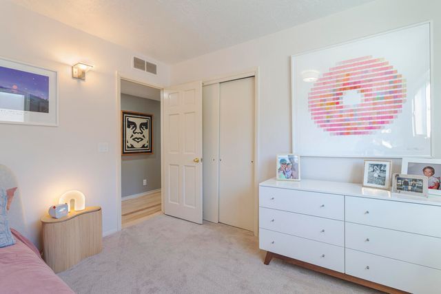 7504 Vista del Arroyo Avenue NE, Albuquerque, NM 87109