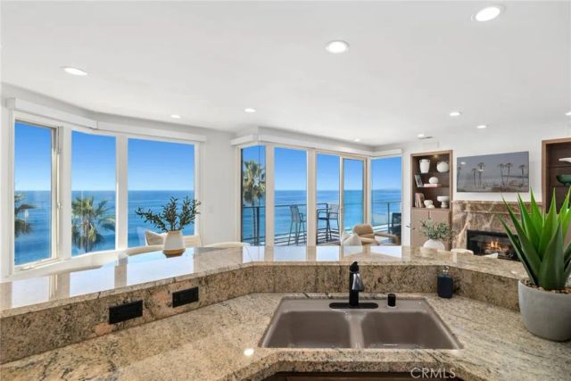 921 Gaviota Drive, Laguna Beach, CA 92651