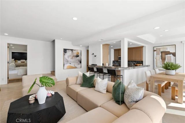 921 Gaviota Drive, Laguna Beach, CA 92651