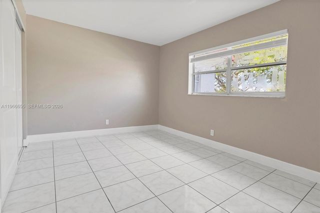 1333 S Dixie Hwy 222, Deerfield Beach, FL 33441