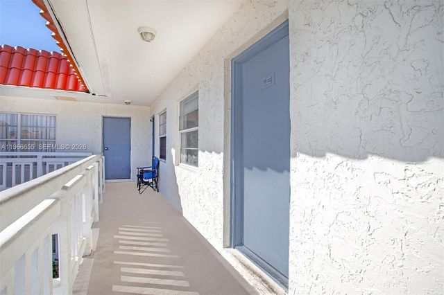 1333 S Dixie Hwy 222, Deerfield Beach, FL 33441