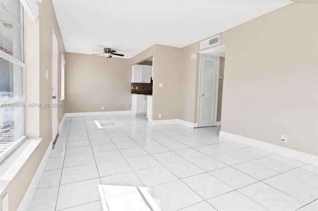 1333 S Dixie Hwy 222, Deerfield Beach, FL 33441