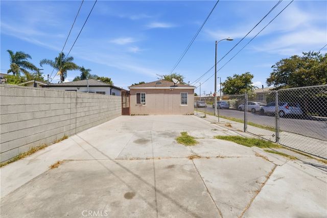 2324 E 108th, Los Angeles, CA 90059