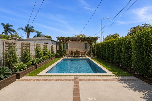 2324 E 108th, Los Angeles, CA 90059