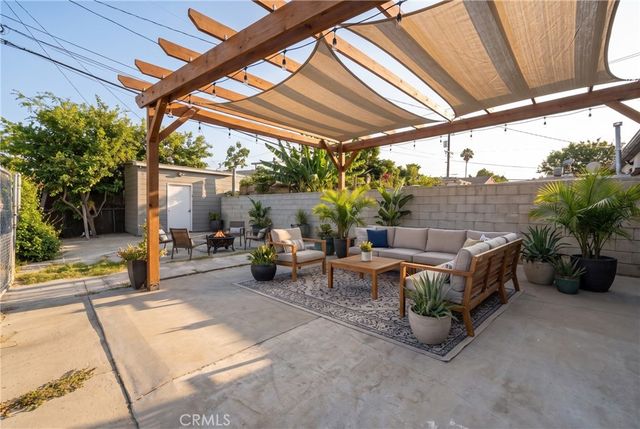 2324 E 108th, Los Angeles, CA 90059