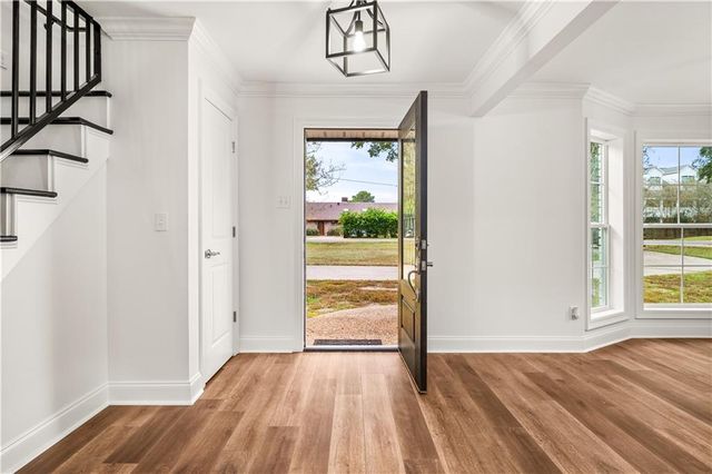 1207 HEYMAN Lane, Alexandria, LA 71303