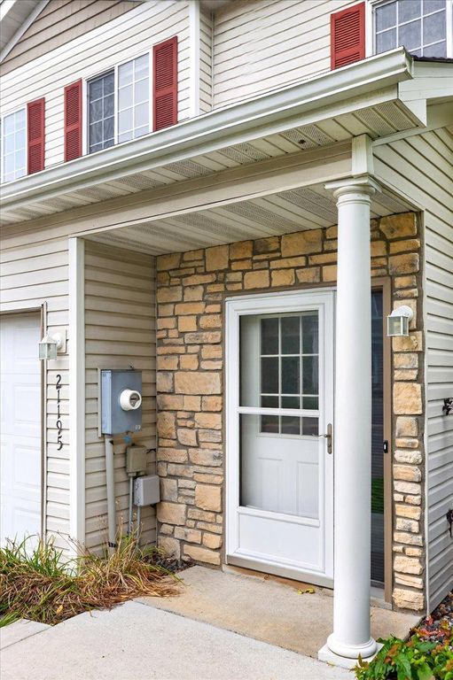21195 N Clydesdale Curve, Forest Lake, MN 55025 — photo 2