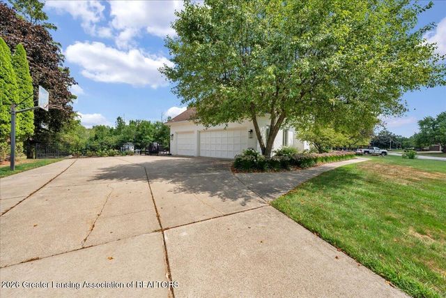 6488 E Island Lake Drive, East Lansing, MI 48823