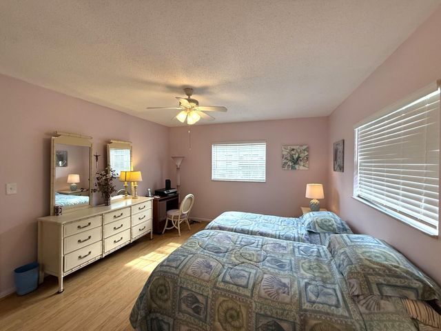 375 SW 56th Avenue 116, Margate, FL 33068