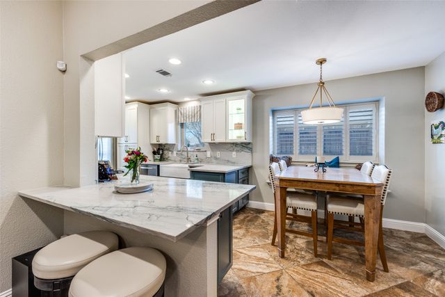 724 Greenway Drive, Coppell, TX 75019