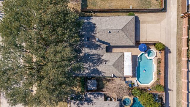 724 Greenway Drive, Coppell, TX 75019