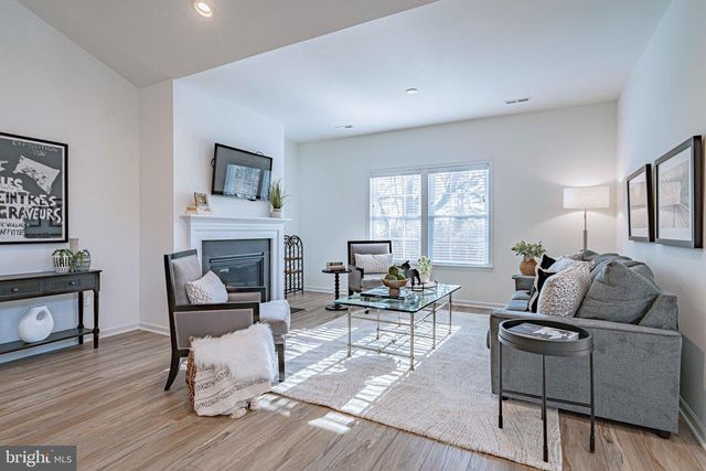 3855 VICTORS WAY, Easton, PA 18045