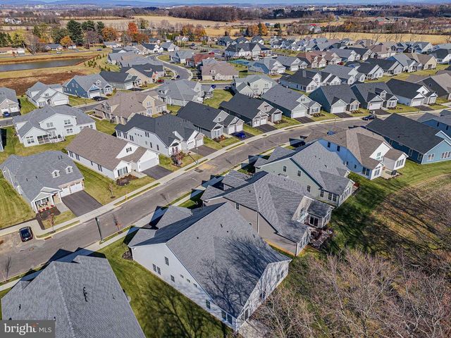 3855 VICTORS WAY, Easton, PA 18045