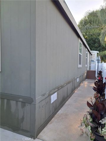 400 E. Arbor St. 1, Long Beach, CA 90805