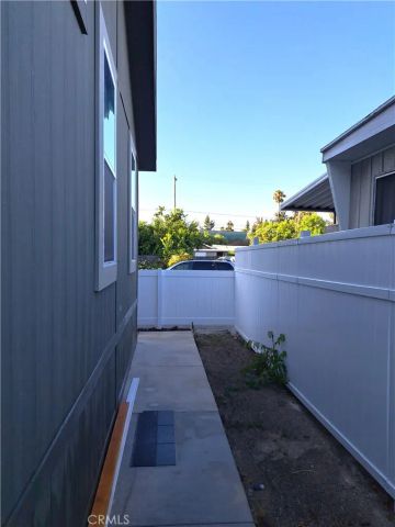 400 E. Arbor St. 1, Long Beach, CA 90805