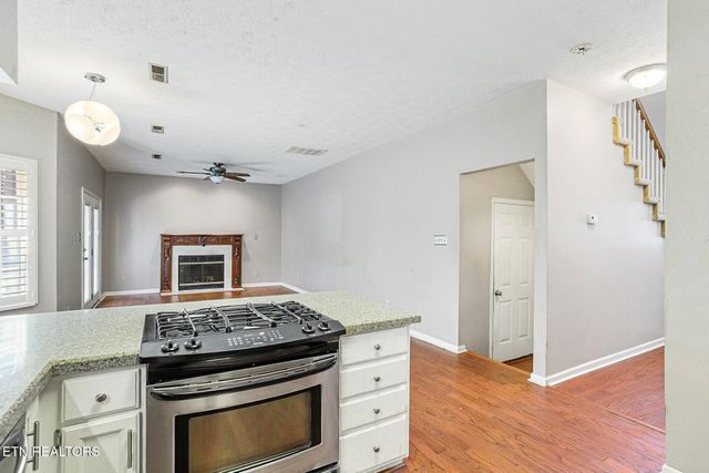 1041 Edenbridge Way, Knoxville, TN 37923