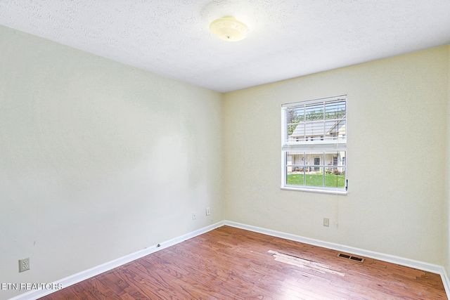 1041 Edenbridge Way, Knoxville, TN 37923