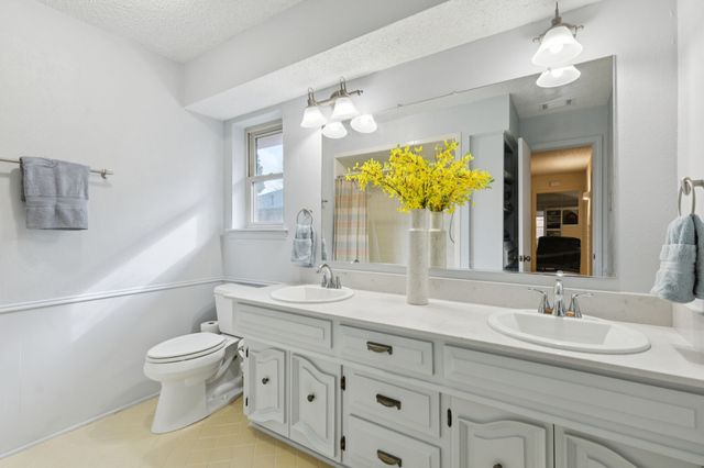 9414 Arborhill Drive, Dallas, TX 75243