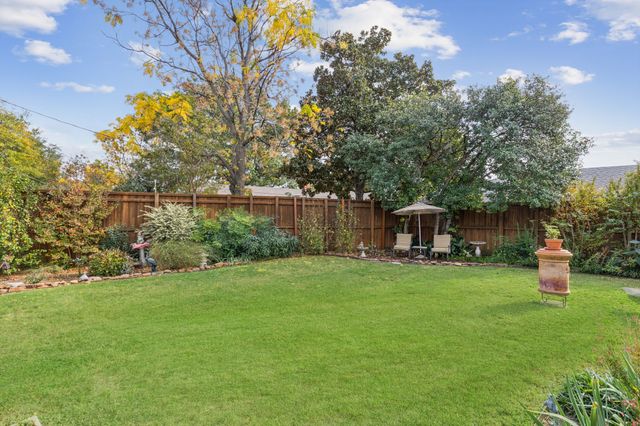 9414 Arborhill Drive, Dallas, TX 75243