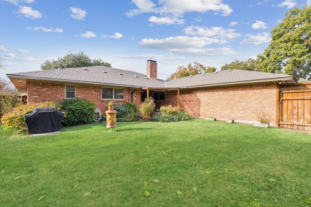 9414 Arborhill Drive, Dallas, TX 75243