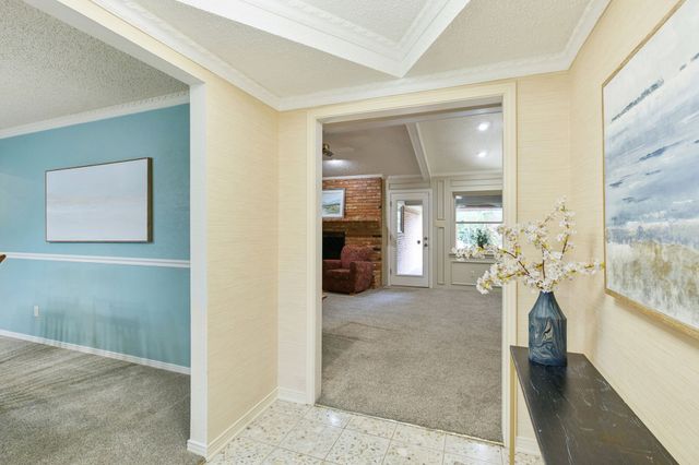 9414 Arborhill Drive, Dallas, TX 75243