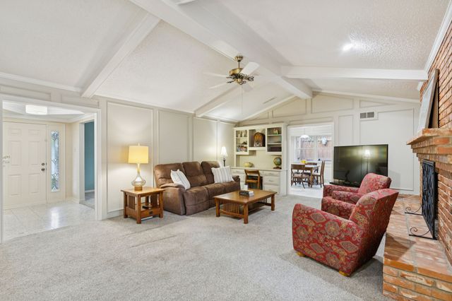 9414 Arborhill Drive, Dallas, TX 75243