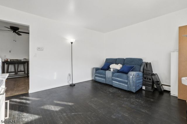 89 Anderson Ave 2, Wallington Boro, NJ 07057