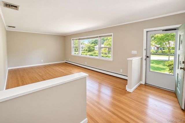 74 N Howells Point Road, Bellport Village, NY 11713