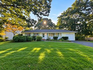 74 N Howells Point Road, Bellport Village, NY 11713