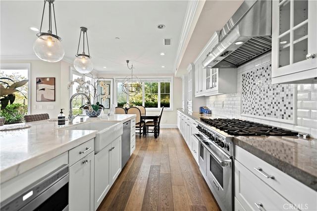 4 Summer House Lane, Newport Beach, CA 92660