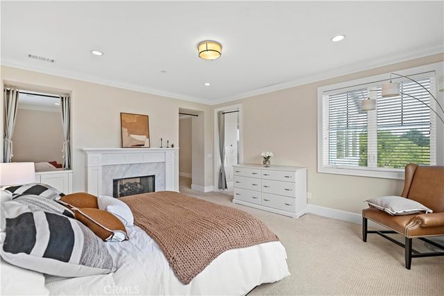 4 Summer House Lane, Newport Beach, CA 92660