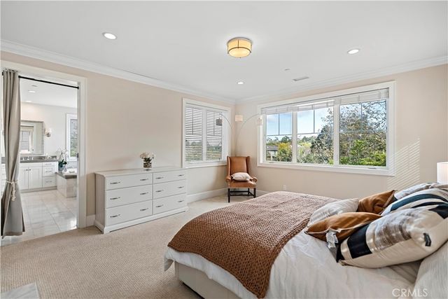4 Summer House Lane, Newport Beach, CA 92660