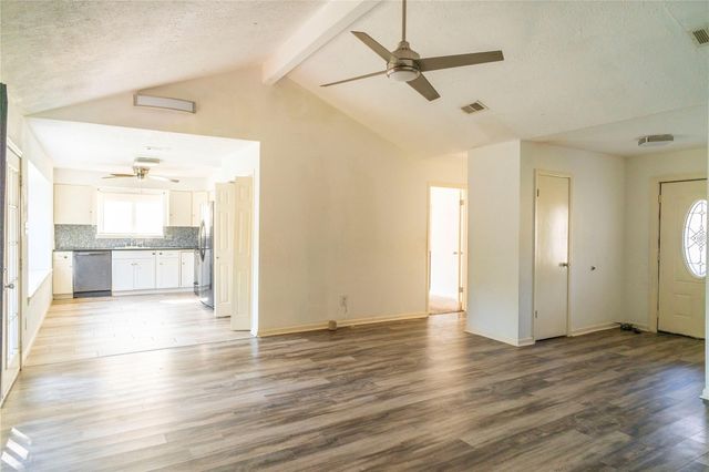 17330 Heritage Bay Drive, Webster, TX 77598