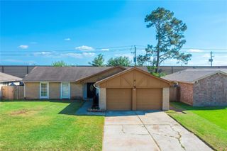 17330 Heritage Bay Drive, Webster, TX 77598