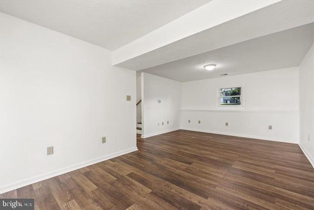 136 NIGHTINGALE AVE, Stephens City, VA 22655