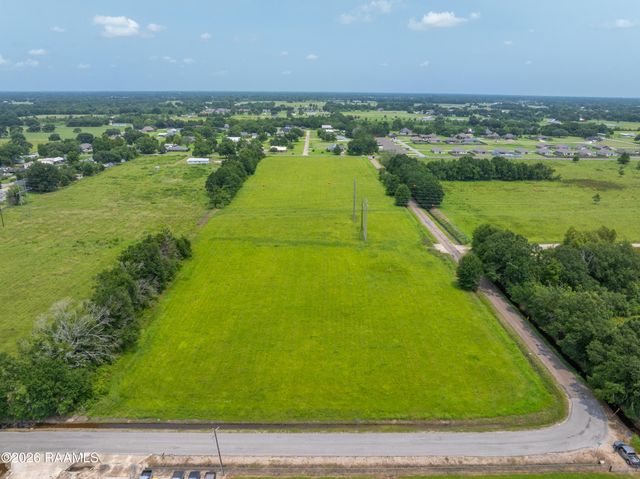 1915 Renaud Drive, Scott, LA 70583