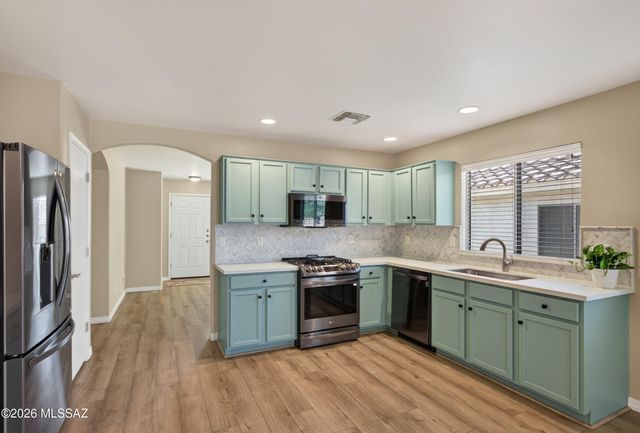 2374 S Adventure Trail, Tucson, AZ 85748