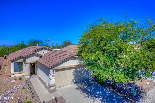 2374 S Adventure Trail, Tucson, AZ 85748