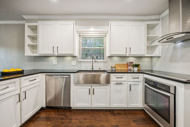 9406 Mill Hollow Drive, Dallas, TX 75243