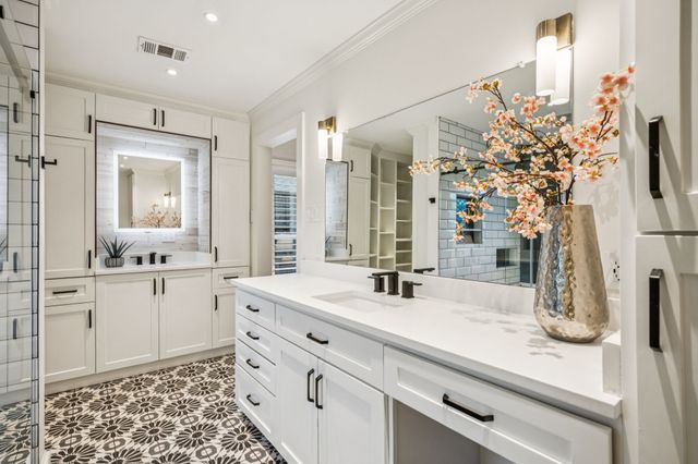 9406 Mill Hollow Drive, Dallas, TX 75243