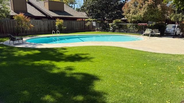 4605 N Glenn Avenue, Fresno, CA 93704